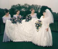 S_83maids1.jpg (7467 bytes)